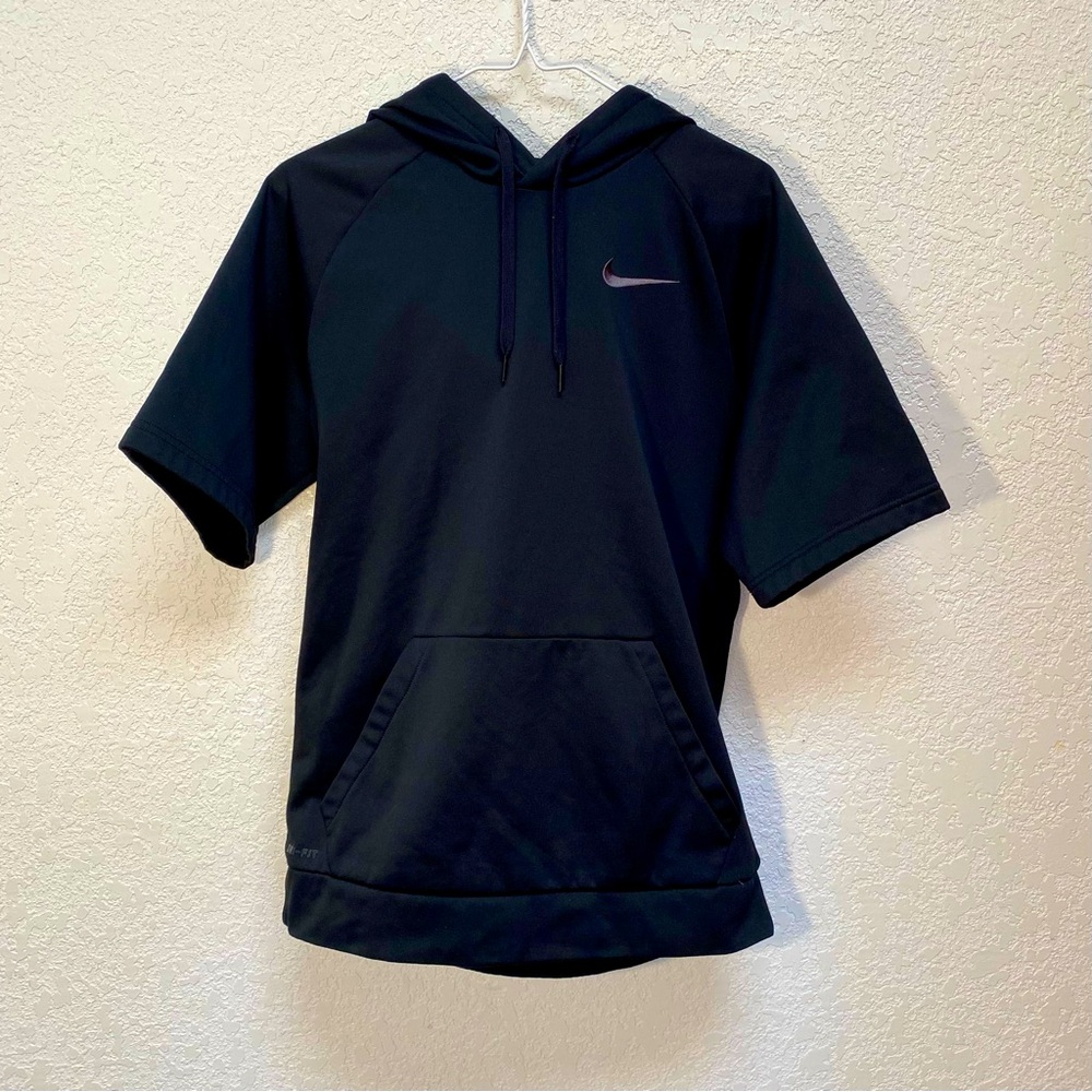 Nike Hoodie Men’s M Black Short Sleeve Pullover Sweatshirt Athletic Sportswear